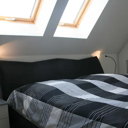 Leuchtturmblick Nahe Kuehlungsborn Bastorf